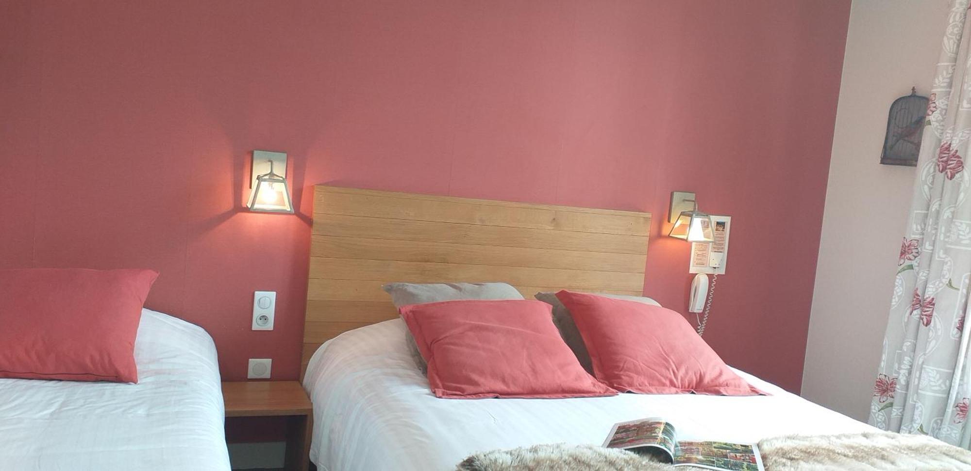 Logis Auberge Du Centre Chitenay Kültér fotó